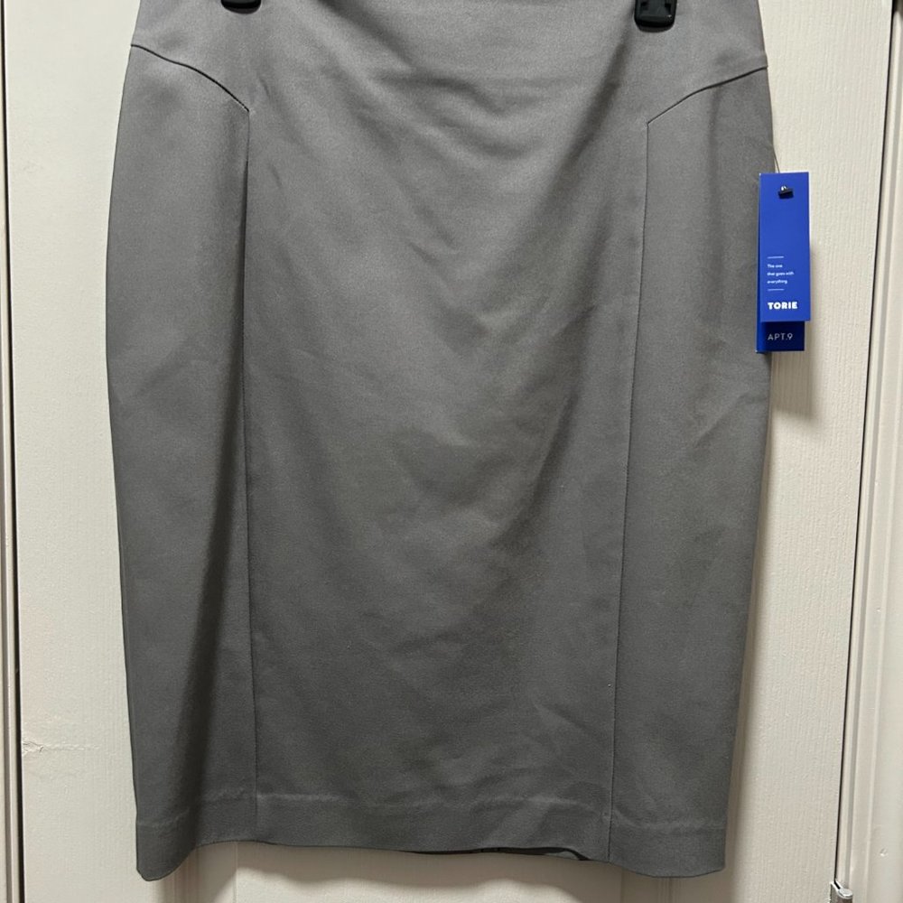 New with Tags- Apt. 9 Torie Pencil Skirt- Size 10